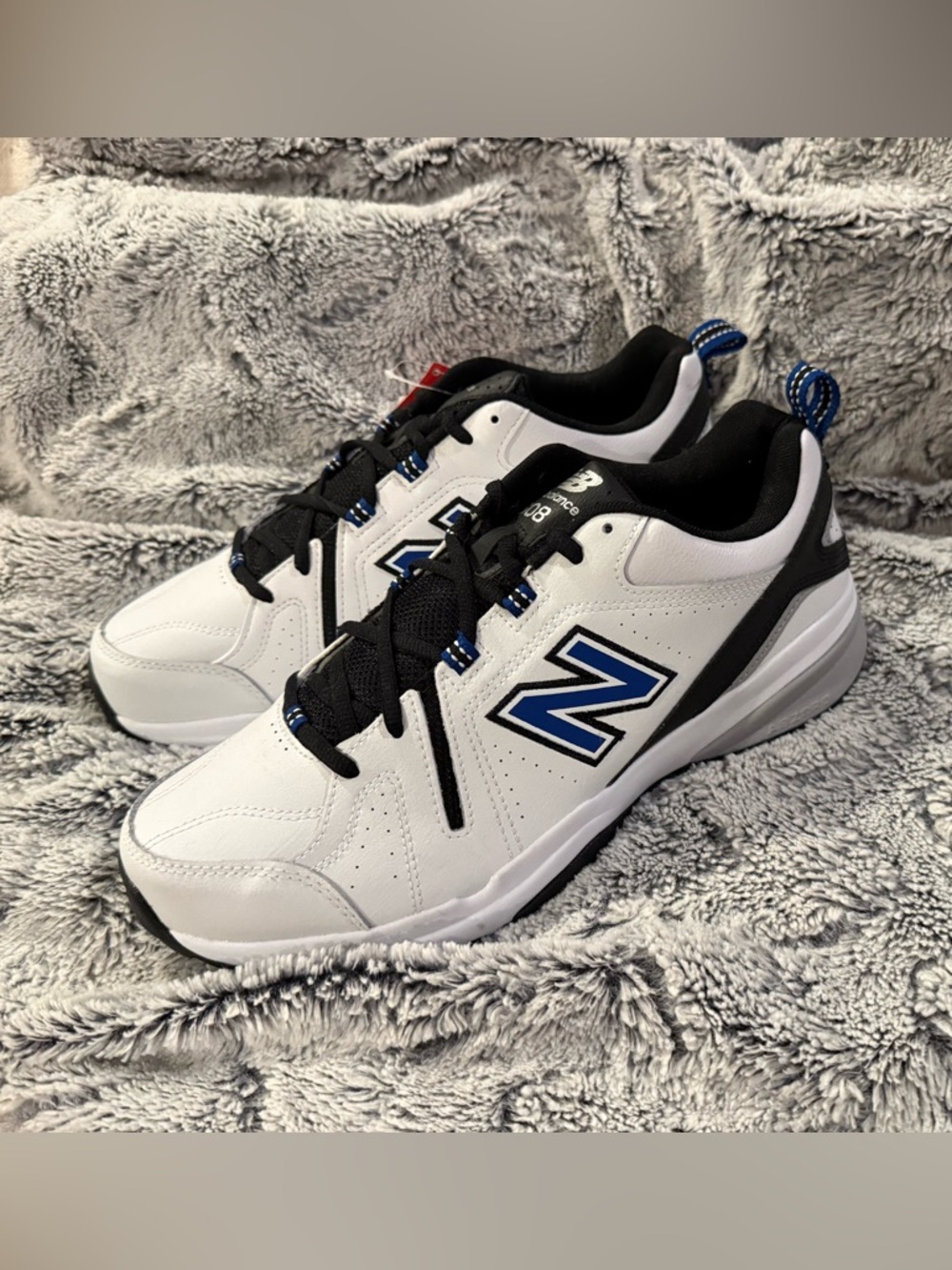New Balance Men’s White, Black & Blue Athletic Sneakers